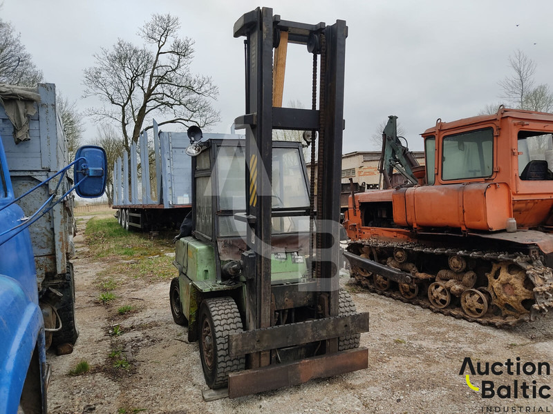 Clark C500 Y100 LPG - Xe nâng gas: hình 2 Clark C500 Y100 LPG - Xe nâng gas: hình 2
