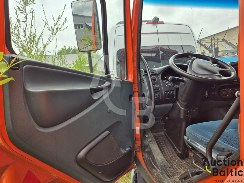 DAF AE75PC - Xe tải chuyên chở tự động: hình 5 DAF AE75PC - Xe tải chuyên chở tự động: hình 5