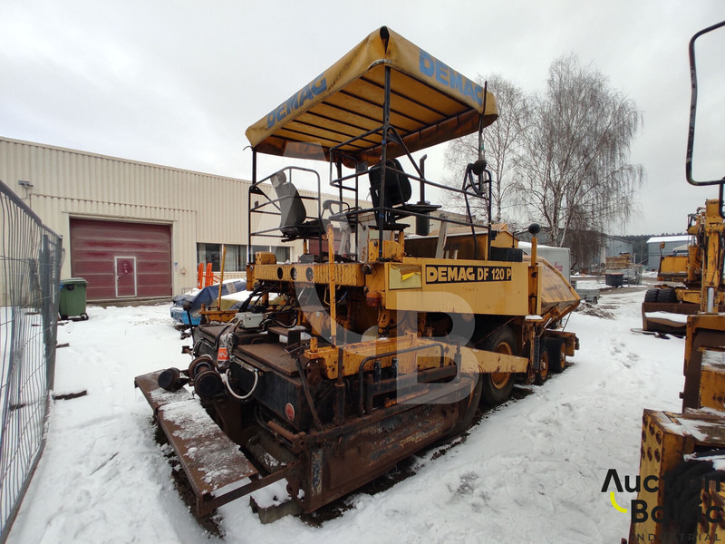 Demag DF 120 P - Máy lát nhựa đường: hình 3 Demag DF 120 P - Máy lát nhựa đường: hình 3