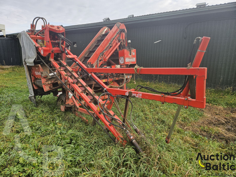 Dewulf P3K - Máy gặt đập: hình 1 Dewulf P3K - Máy gặt đập: hình 1