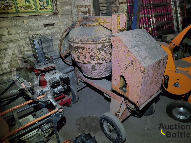 Diesel concrete mixer - Máy trộn bê tông: hình 1 Diesel concrete mixer - Máy trộn bê tông: hình 1