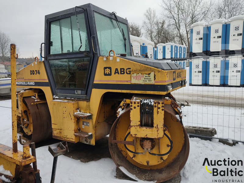 Ingersoll Rand DD74 - Máy lăn: hình 3 Ingersoll Rand DD74 - Máy lăn: hình 3