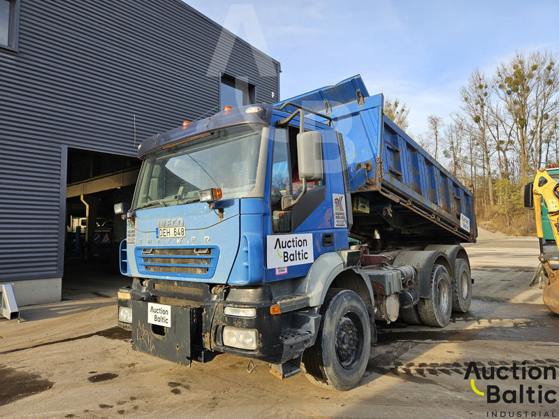Iveco 260E44 - Xe ben: hình 1 Iveco 260E44 - Xe ben: hình 1
