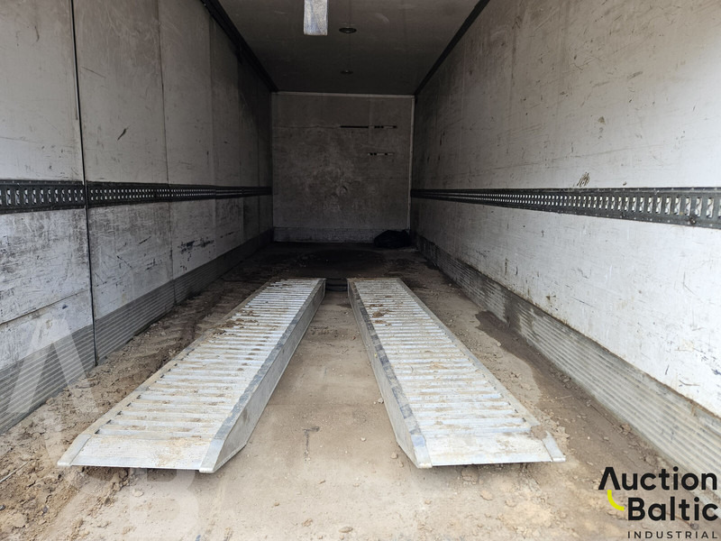 Iveco Eurocargo 150E23 - Xe tải hộp: hình 5 Iveco Eurocargo 150E23 - Xe tải hộp: hình 5