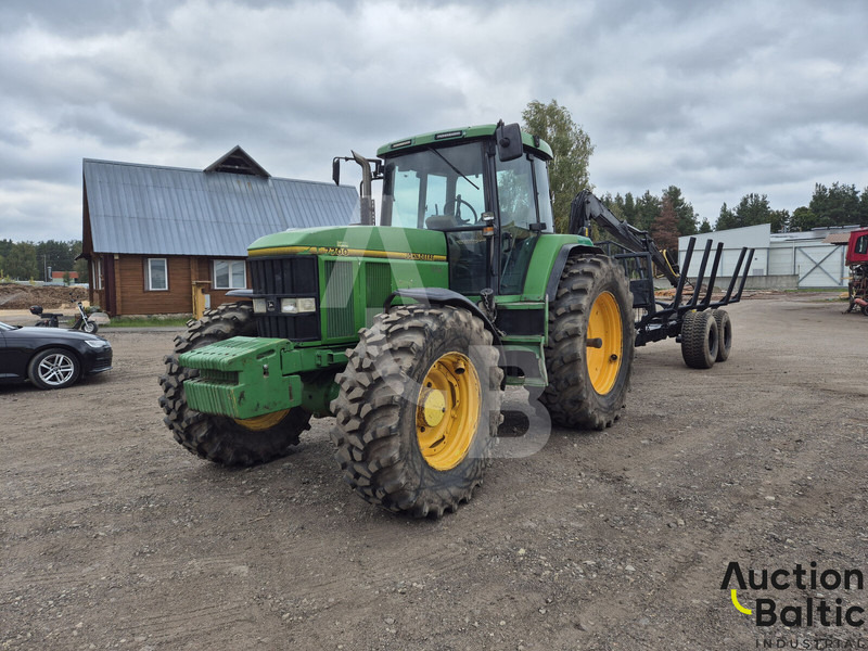 John Deere 7700 - Rơ moóc lâm nghiệp: hình 1 John Deere 7700 - Rơ moóc lâm nghiệp: hình 1