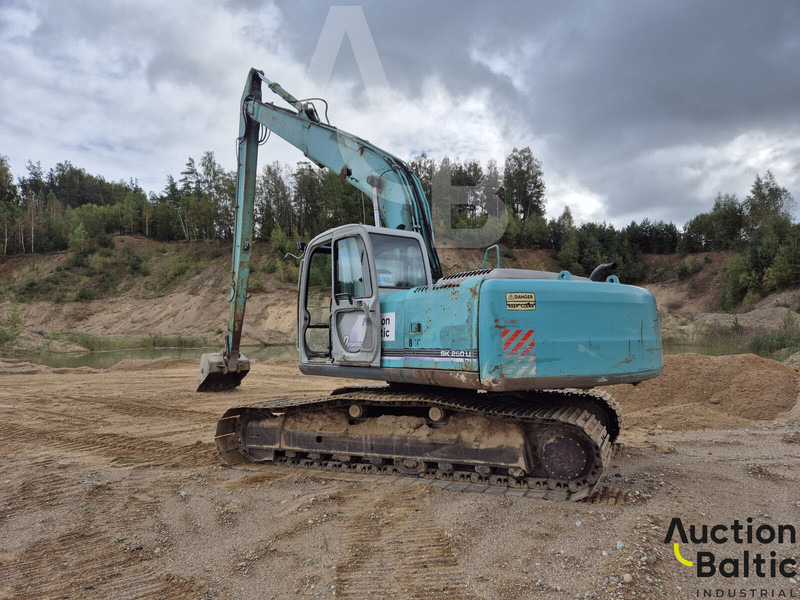 Kobelco SK 250 LC - Máy xúc bánh xích: hình 3 Kobelco SK 250 LC - Máy xúc bánh xích: hình 3