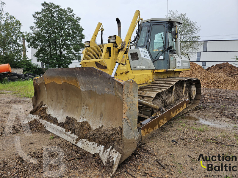 Komatsu D65EX-12 - Máy ủi: hình 1 Komatsu D65EX-12 - Máy ủi: hình 1