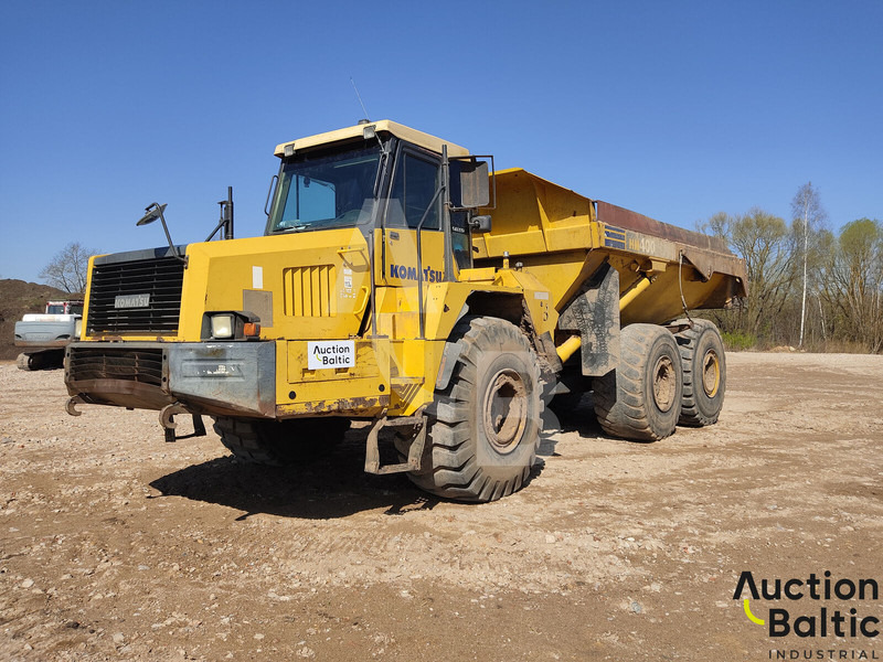 Komatsu HM400 - Xe ben đổ có khớp nối: hình 1 Komatsu HM400 - Xe ben đổ có khớp nối: hình 1