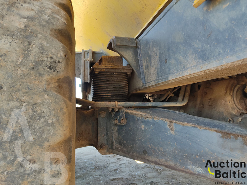 Xe ben đổ có khớp nối Komatsu HM400: hình 13 Xe ben đổ có khớp nối Komatsu HM400: hình 13