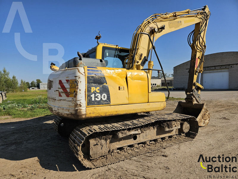Komatsu PC130-8 - Máy xúc bánh xích: hình 4 Komatsu PC130-8 - Máy xúc bánh xích: hình 4