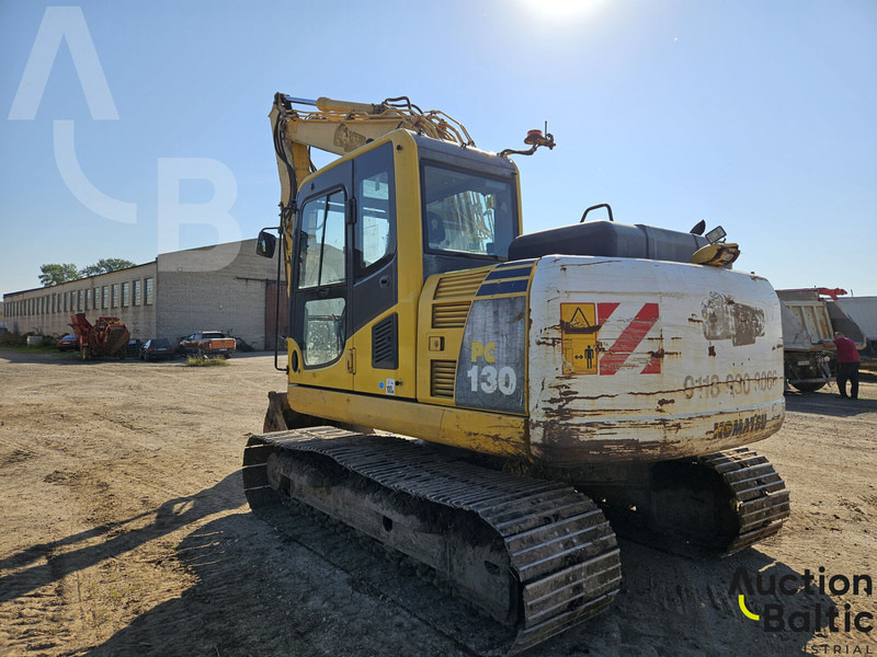 Komatsu PC130-8 - Máy xúc bánh xích: hình 3 Komatsu PC130-8 - Máy xúc bánh xích: hình 3