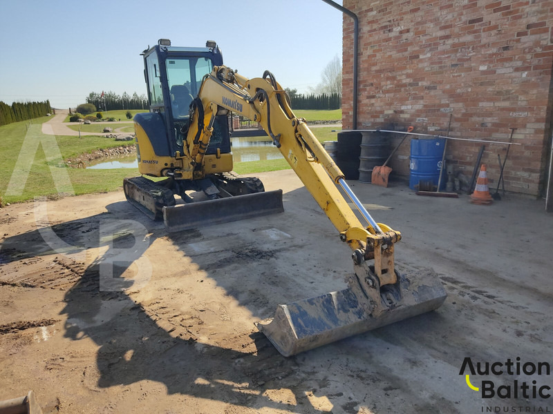Komatsu PC35MR-5 - Máy xúc mini: hình 2 Komatsu PC35MR-5 - Máy xúc mini: hình 2