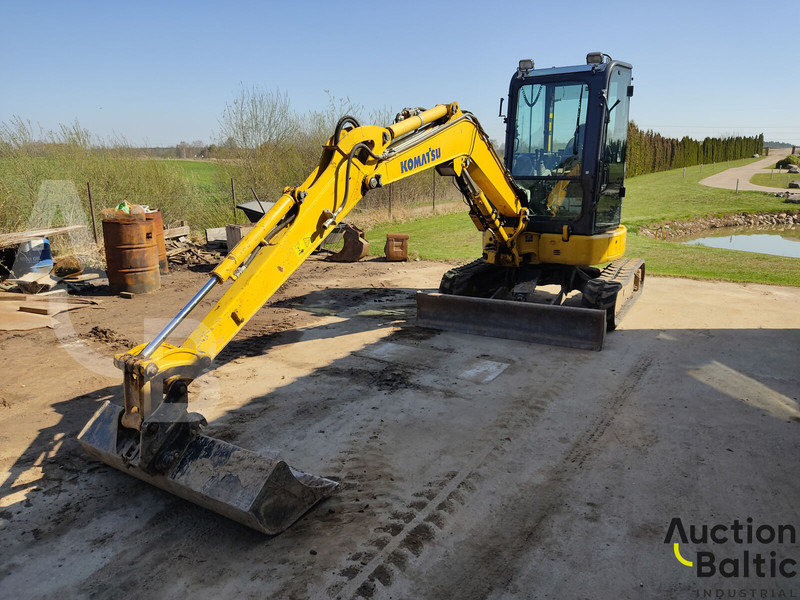 Komatsu PC35MR-5 - Máy xúc mini: hình 1 Komatsu PC35MR-5 - Máy xúc mini: hình 1