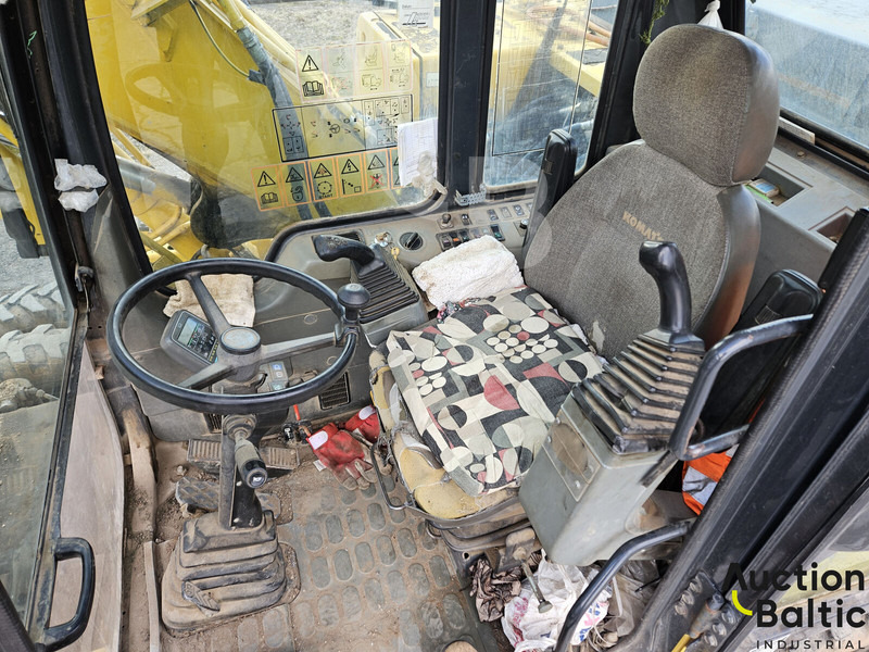 Komatsu PW130ES-6K - Máy xúc bánh lốp: hình 5 Komatsu PW130ES-6K - Máy xúc bánh lốp: hình 5