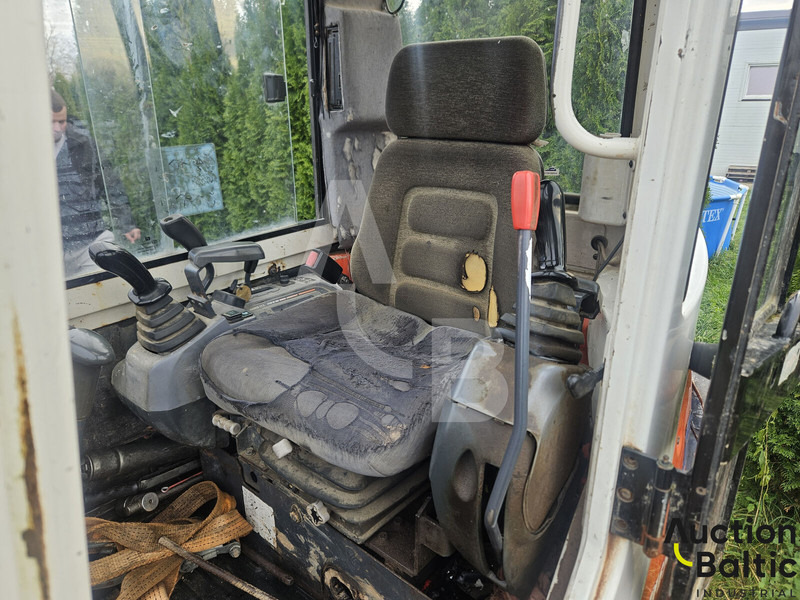 Kubota KX 61-3 - Máy xúc mini: hình 5 Kubota KX 61-3 - Máy xúc mini: hình 5