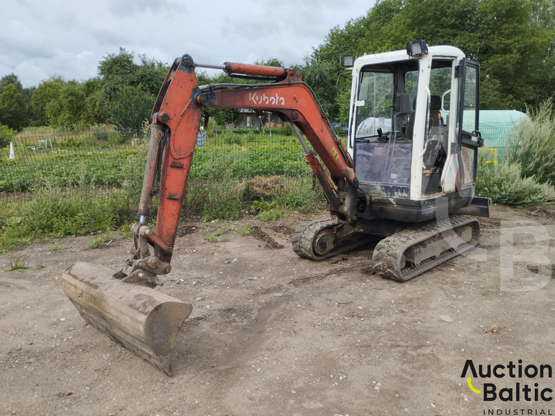 Kubota KX 61-3 - Máy xúc mini: hình 2 Kubota KX 61-3 - Máy xúc mini: hình 2