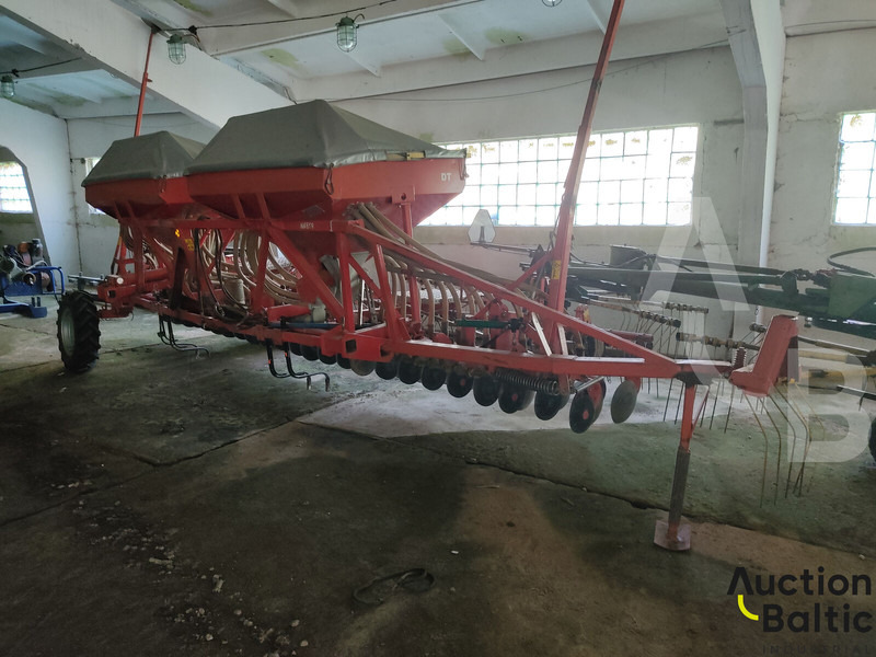 Kverneland DT-6 - Trang thiết bị gieo hạt: hình 2 Kverneland DT-6 - Trang thiết bị gieo hạt: hình 2