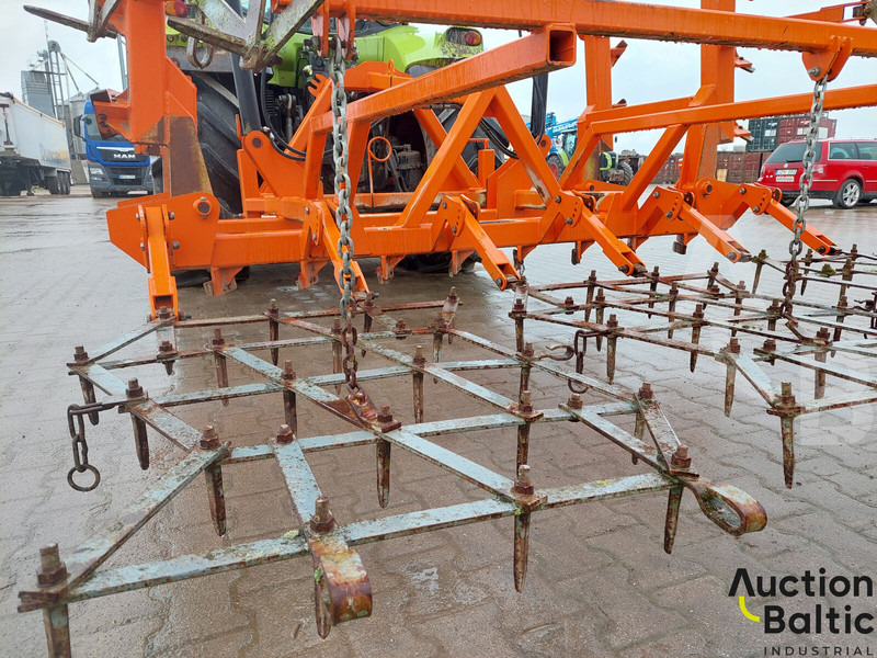 Laumetris - Bừa: hình 5 Laumetris - Bừa: hình 5