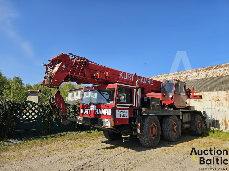 Liebherr LTM 1045 - Cần cẩu mọi địa hình: hình 1 Liebherr LTM 1045 - Cần cẩu mọi địa hình: hình 1