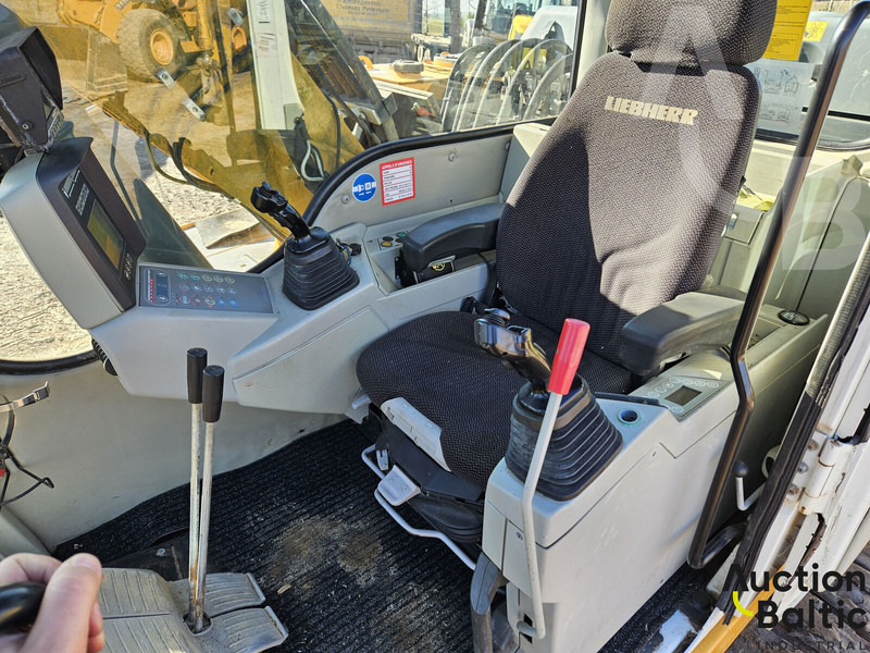 Liebherr R 900 C Litronic - Máy xúc bánh xích: hình 5 Liebherr R 900 C Litronic - Máy xúc bánh xích: hình 5
