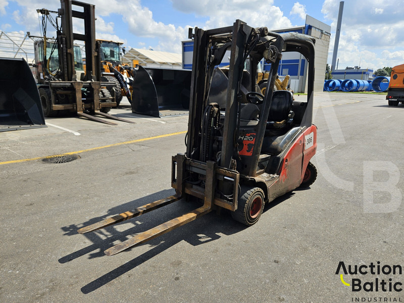 Linde H20D-01 - Xe nâng diesel: hình 2 Linde H20D-01 - Xe nâng diesel: hình 2
