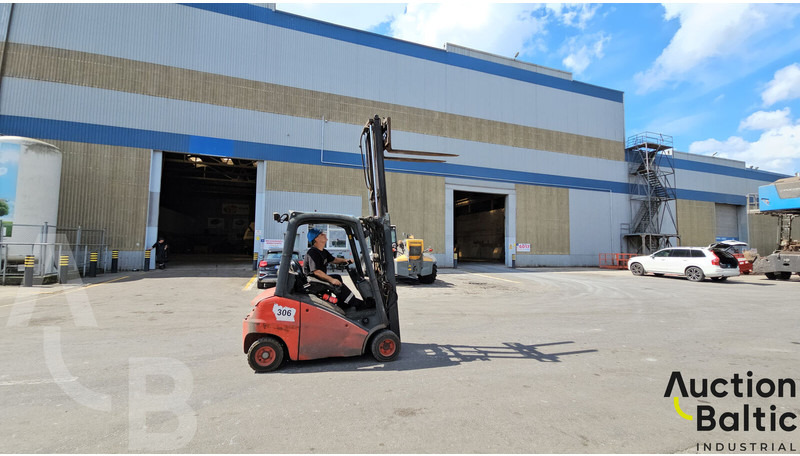 Linde H20D-01 - Xe nâng diesel: hình 5 Linde H20D-01 - Xe nâng diesel: hình 5