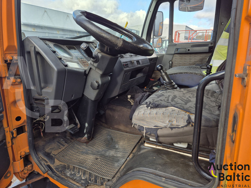 MAN 10.153 - Xe tải kéo: hình 5 MAN 10.153 - Xe tải kéo: hình 5