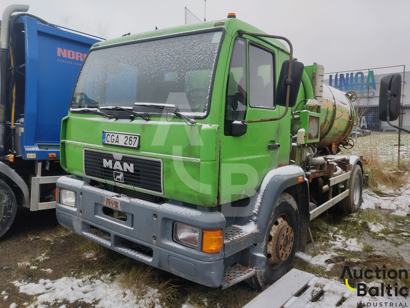 MAN 15.163 - Xe tải chân không: hình 1 MAN 15.163 - Xe tải chân không: hình 1