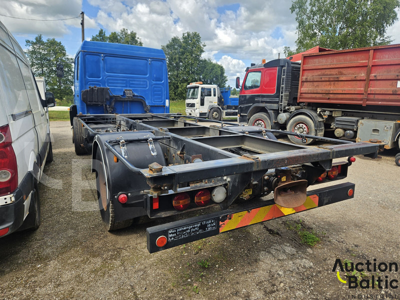 MAN 18.225 - Xe tải khung gầm: hình 4 MAN 18.225 - Xe tải khung gầm: hình 4