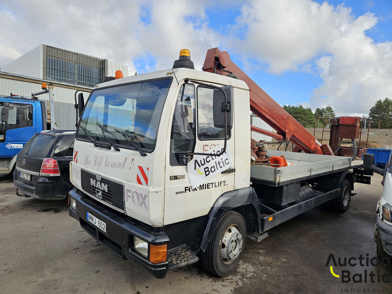 MAN 8.103 - Nền bục trên không gắn trên xe tải: hình 1 MAN 8.103 - Nền bục trên không gắn trên xe tải: hình 1