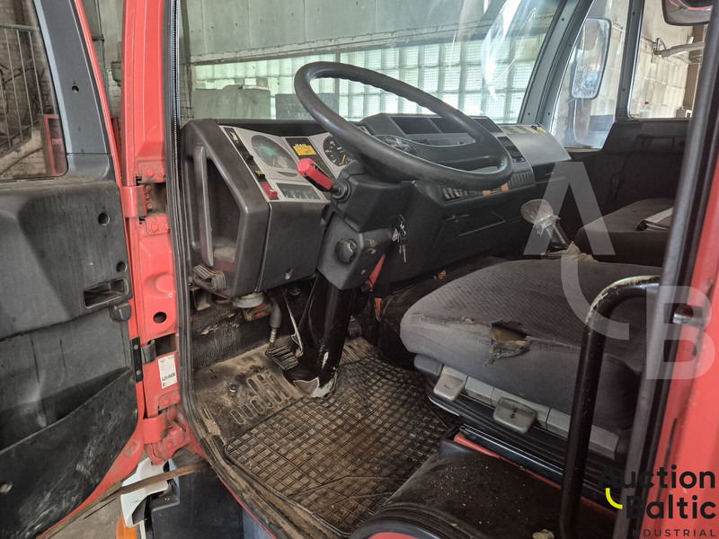MAN 8.163 - Nền bục trên không gắn trên xe tải: hình 5 MAN 8.163 - Nền bục trên không gắn trên xe tải: hình 5