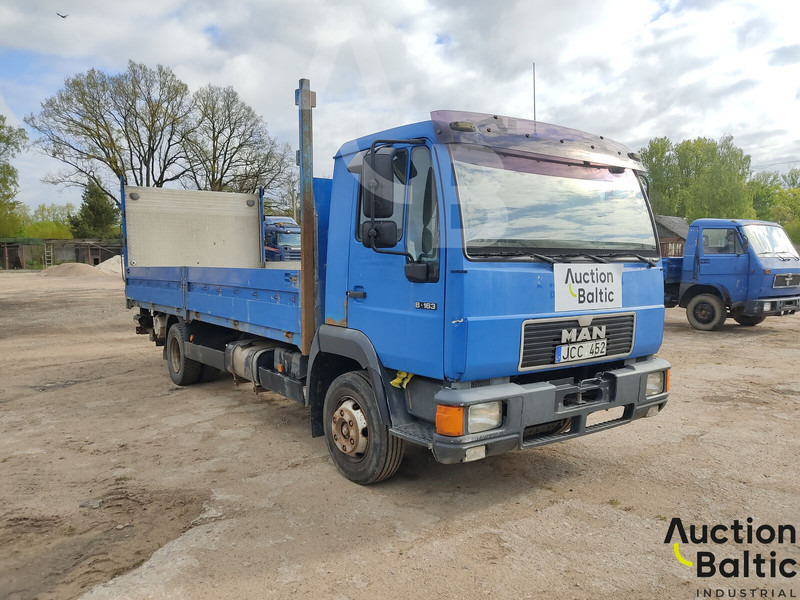 MAN L2000 - Xe tải thùng lửng/ Phẳng: hình 2 MAN L2000 - Xe tải thùng lửng/ Phẳng: hình 2