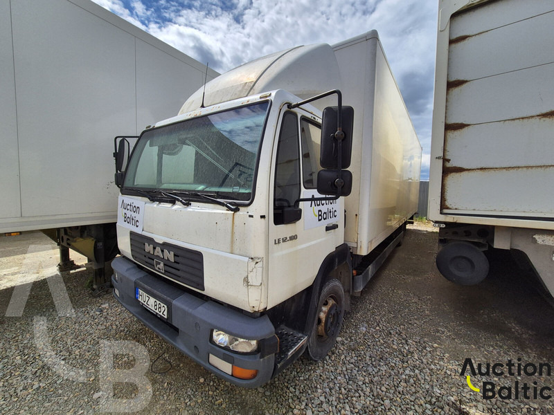 MAN LE12.180 - Xe tải hộp: hình 1 MAN LE12.180 - Xe tải hộp: hình 1