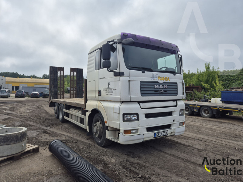 MAN TGA26.440 - Xe tải kéo: hình 2 MAN TGA26.440 - Xe tải kéo: hình 2