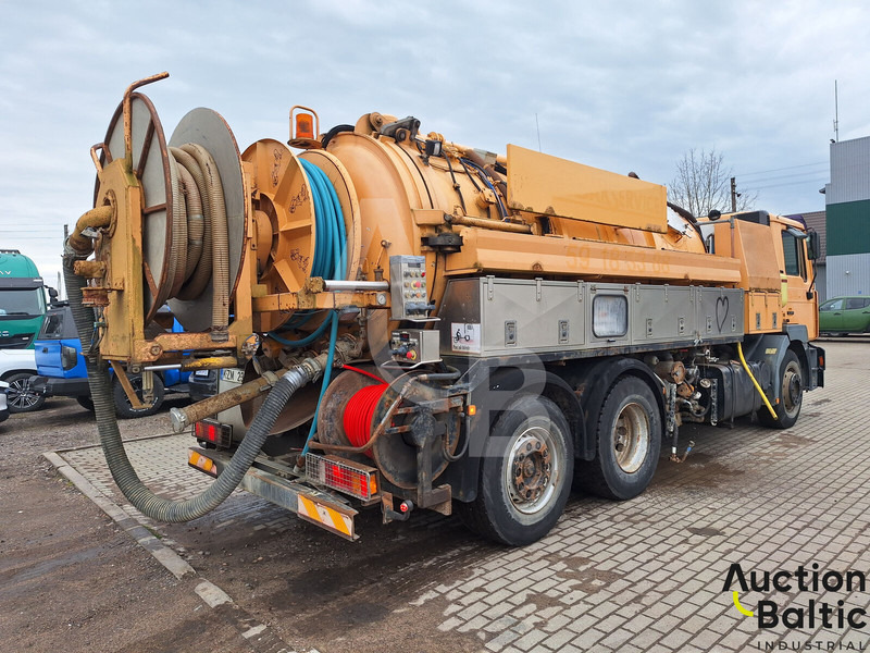 MAN TGS200 - Xe tải chân không: hình 3 MAN TGS200 - Xe tải chân không: hình 3