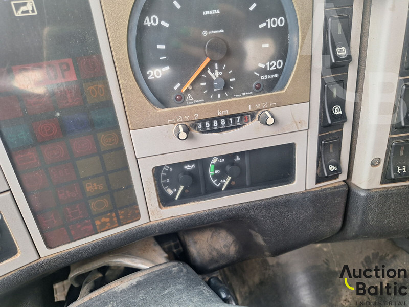 MAN TGS200 - Xe tải chân không: hình 5 MAN TGS200 - Xe tải chân không: hình 5