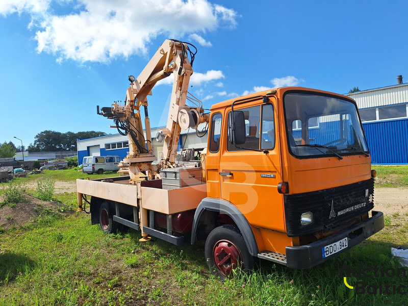 Magirus 130 M 8 - Xe tải thùng lửng/ Phẳng, Xe cẩu tự hành: hình 1 Magirus 130 M 8 - Xe tải thùng lửng/ Phẳng, Xe cẩu tự hành: hình 1