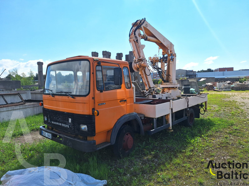 Magirus 130 M 8 - Xe tải thùng lửng/ Phẳng, Xe cẩu tự hành: hình 2 Magirus 130 M 8 - Xe tải thùng lửng/ Phẳng, Xe cẩu tự hành: hình 2