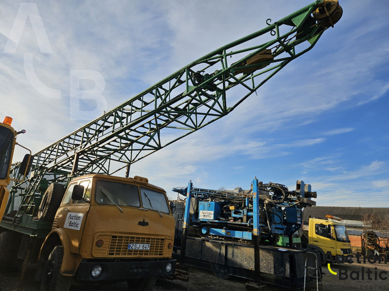 Maz 5334 - Giàn khoan: hình 2 Maz 5334 - Giàn khoan: hình 2