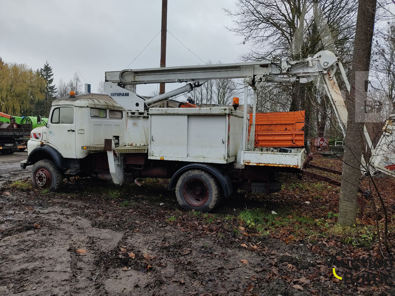 Mercedes-Benz Lako 911 - Nền bục trên không gắn trên xe tải: hình 3 Mercedes-Benz Lako 911 - Nền bục trên không gắn trên xe tải: hình 3