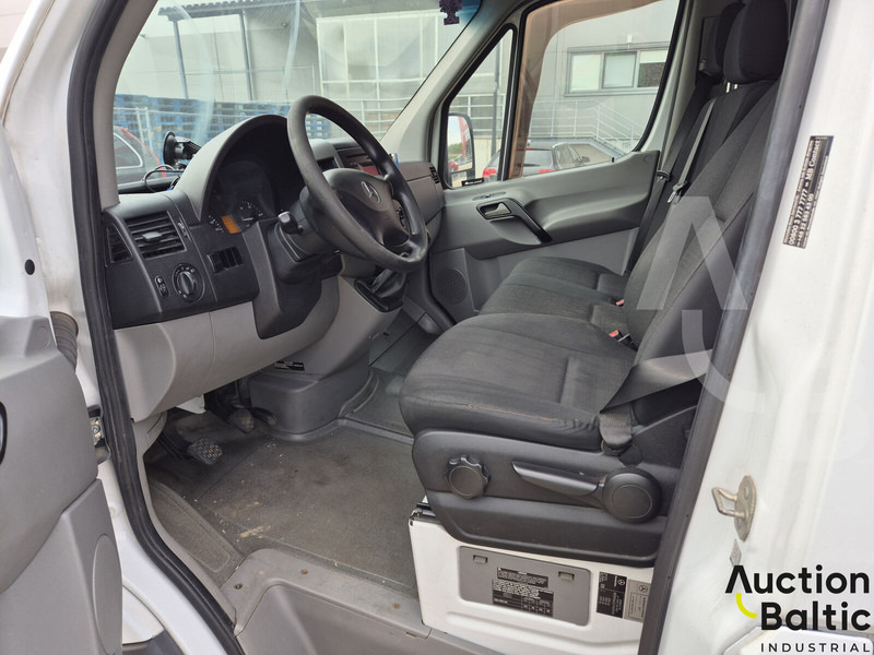 Mercedes-Benz Sprinter 314 - Xe van chở hàng: hình 5 Mercedes-Benz Sprinter 314 - Xe van chở hàng: hình 5