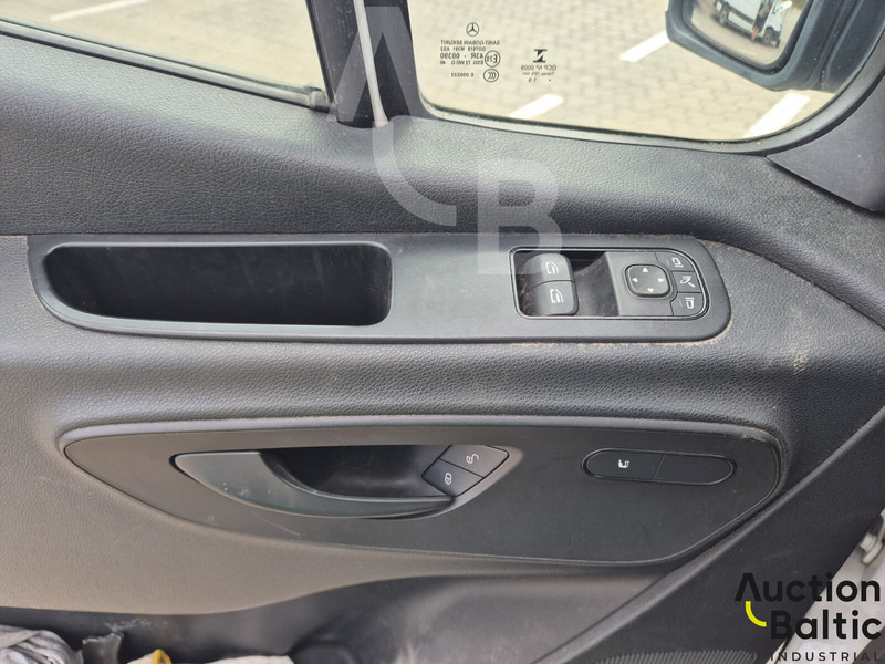 Xe van chở hàng Mercedes-Benz Sprinter 316: hình 10