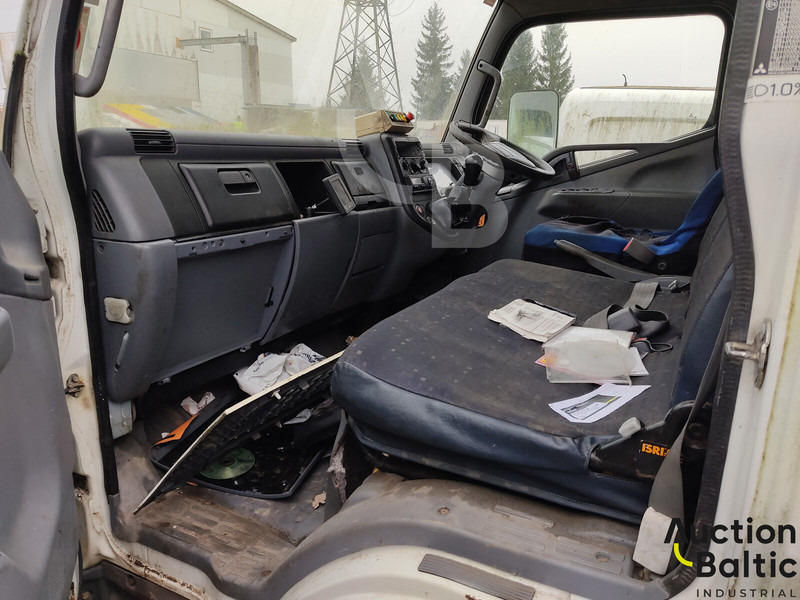 Mitsubishi Fuso - Xe tải chở rác: hình 5 Mitsubishi Fuso - Xe tải chở rác: hình 5