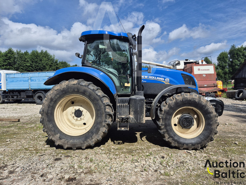 New Holland T 7.210 - Máy cày: hình 3 New Holland T 7.210 - Máy cày: hình 3