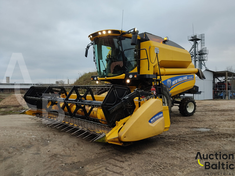 New Holland TC 5.90 - Máy gặt đập: hình 1 New Holland TC 5.90 - Máy gặt đập: hình 1