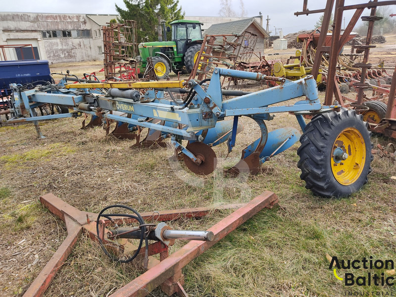 Overum CT 598 HL - Cày: hình 3 Overum CT 598 HL - Cày: hình 3