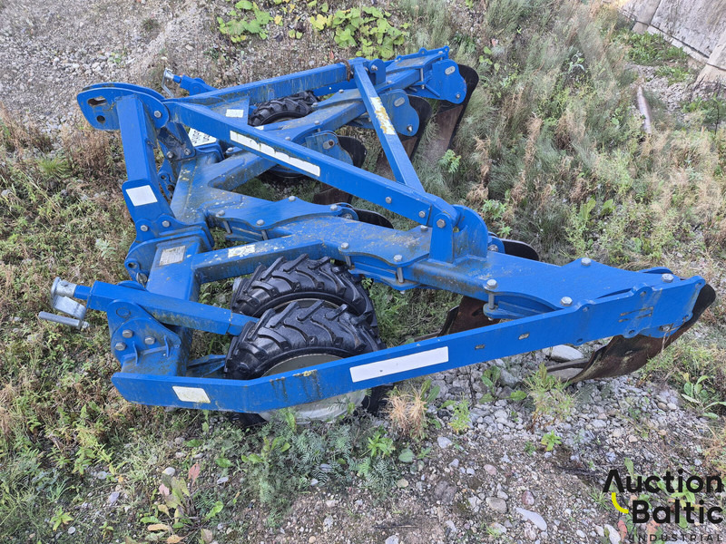 ROLMAKO U 602 - Máy cày sâu: hình 2 ROLMAKO U 602 - Máy cày sâu: hình 2