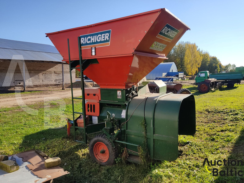 Richiger R6 E - Trang thiết bị gia súc: hình 2 Richiger R6 E - Trang thiết bị gia súc: hình 2