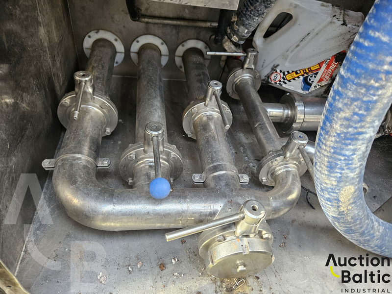 Xe bồn để vận chuyển sữa Scania P 230: hình 18