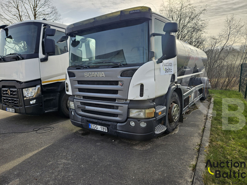 Scania P 230 - Xe bồn: hình 1 Scania P 230 - Xe bồn: hình 1